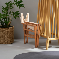 Rejisör Sandalyesi Ahşap – Katlanabilir ve Dayanıklı Tasarım